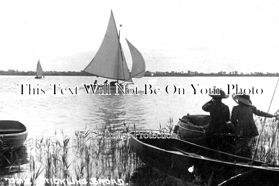 NF 3540 - Hickling Broad, Norfolk Broads c1912