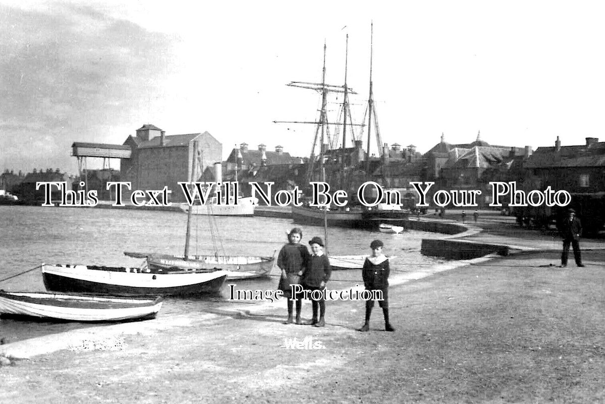 NF 3558 - Wells Next The Sea, Norfolk c1920