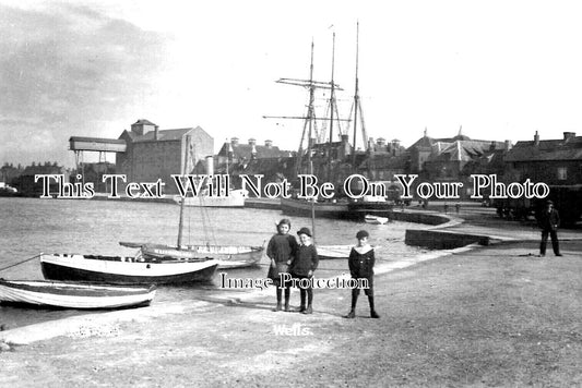 NF 3558 - Wells Next The Sea, Norfolk c1920