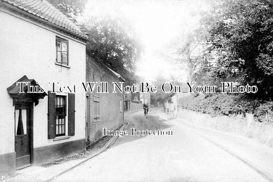 NF 3694 - Grammar School Road, North Walsham, Norfolk c1916