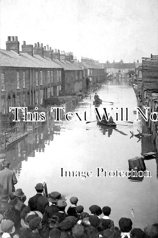NF 3802 - Norwich Floods, Norfolk 1912