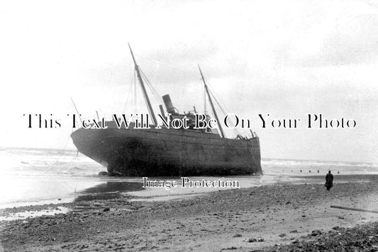 NF 3804 - Greek Steamer Shipwreck, Cromer, Norfolk c1917