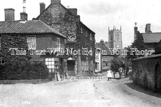 NF 3843 - High Street, Foulsham, Norfolk c1917