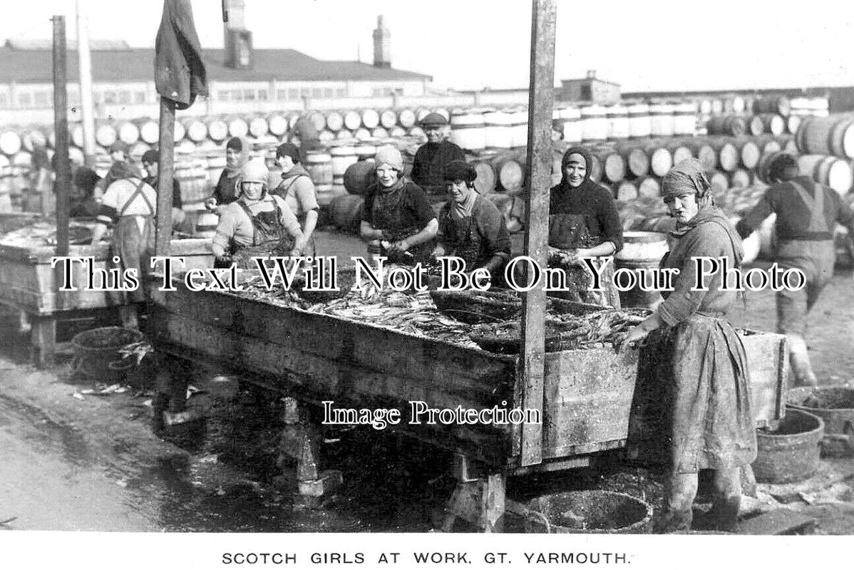 NF 3951 - Scotch Fisher Girls, Great Yarmouth, Norfolk