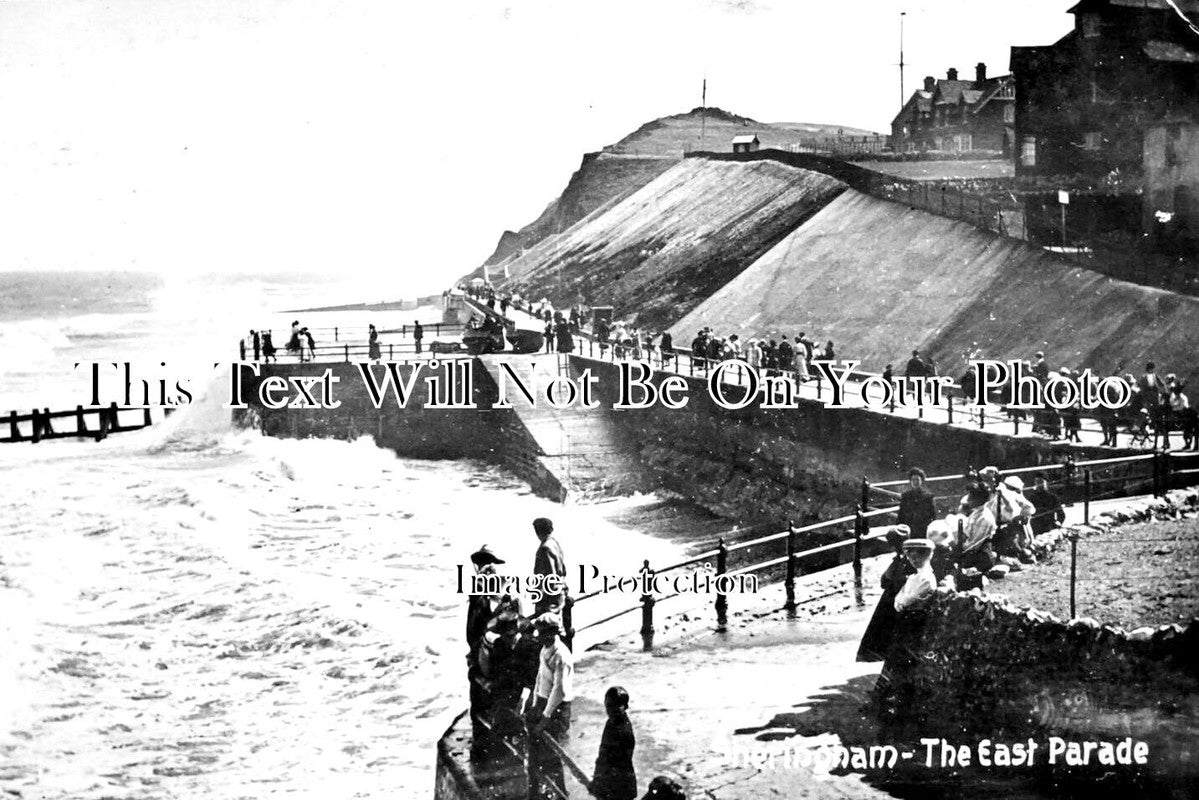 NF 3967 - The East Parade, Sheringham, Norfolk c1911