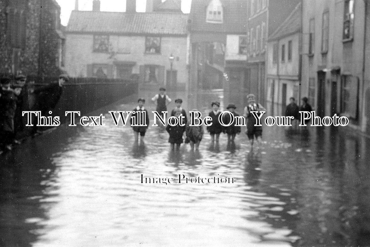 NF 397 - St Martins Lane, Norwich Floods, Norfolk 1912