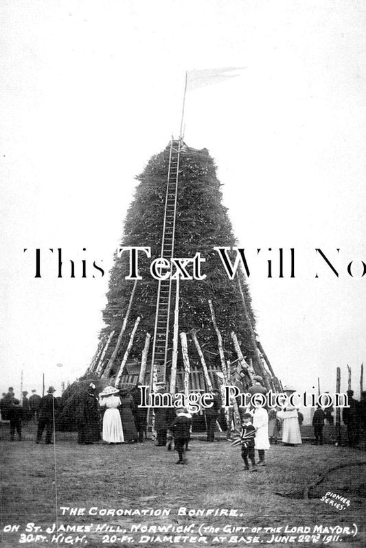 NF 4091 - The Coronation Bonfire, St James Hill, Norwich, Norfolk 1911