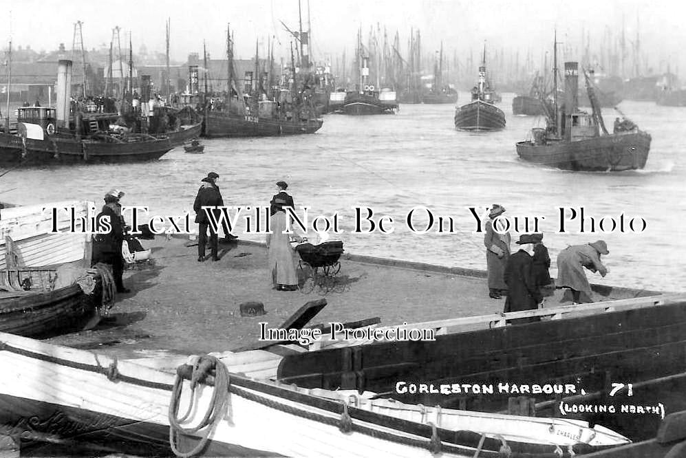NF 4133 - Gorleston Harbour, Norfolk
