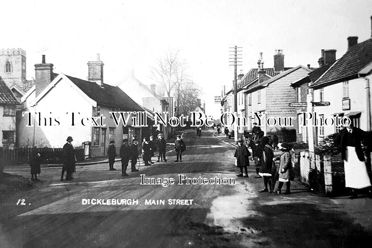 NF 4196 - Main Street, Dickleburgh, Norfolk c1916