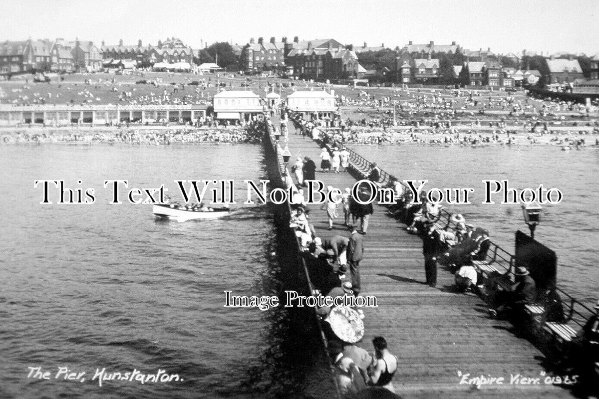NF 4271 - The Pier, Hunstanton, Norfolk – JB Archive