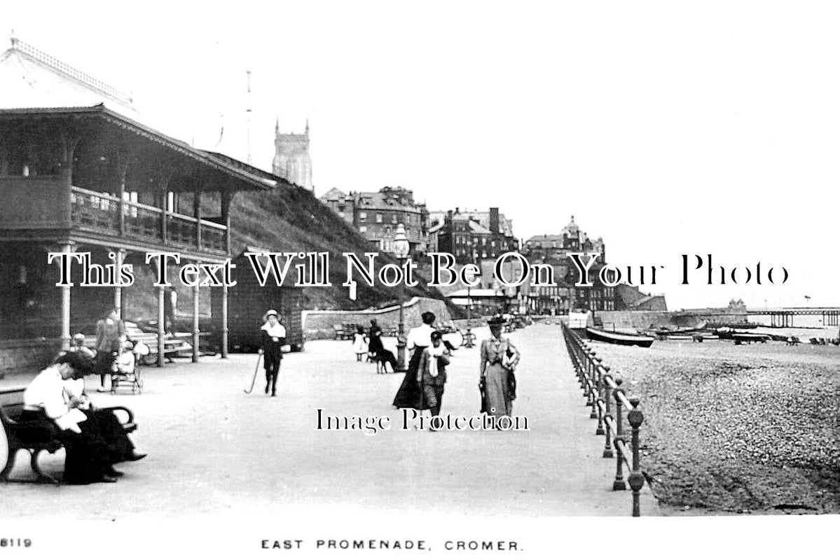 NF 4321 - East Promenade, Cromer, Norfolk