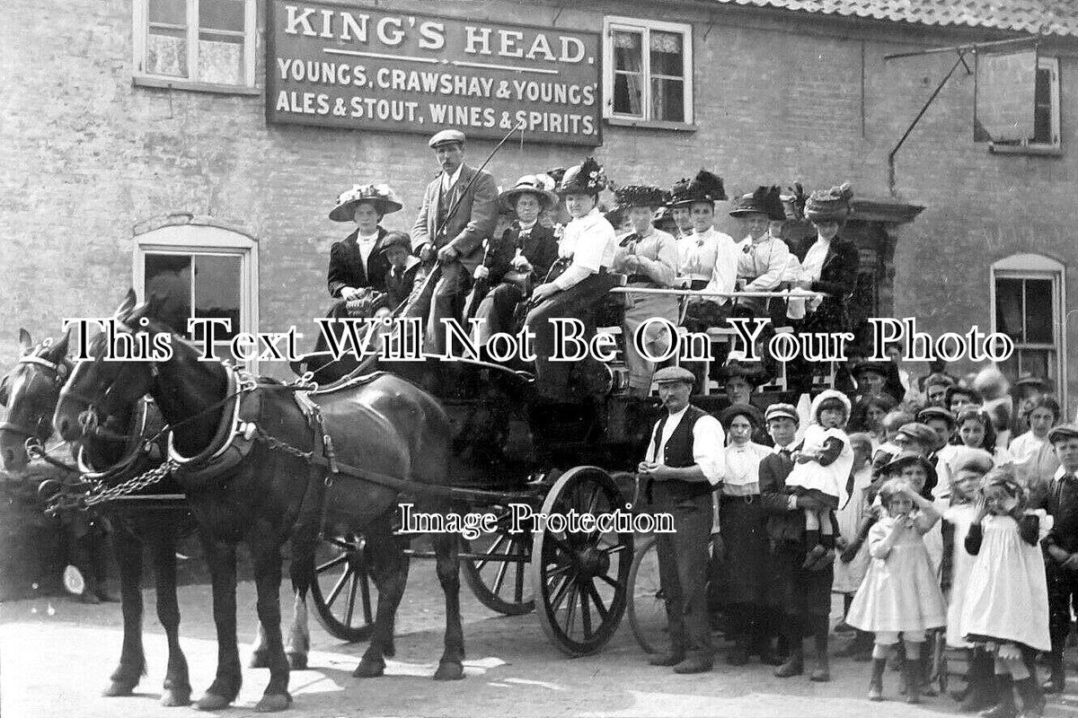 NF 4427 - The Kings Head Pub, Norfolk