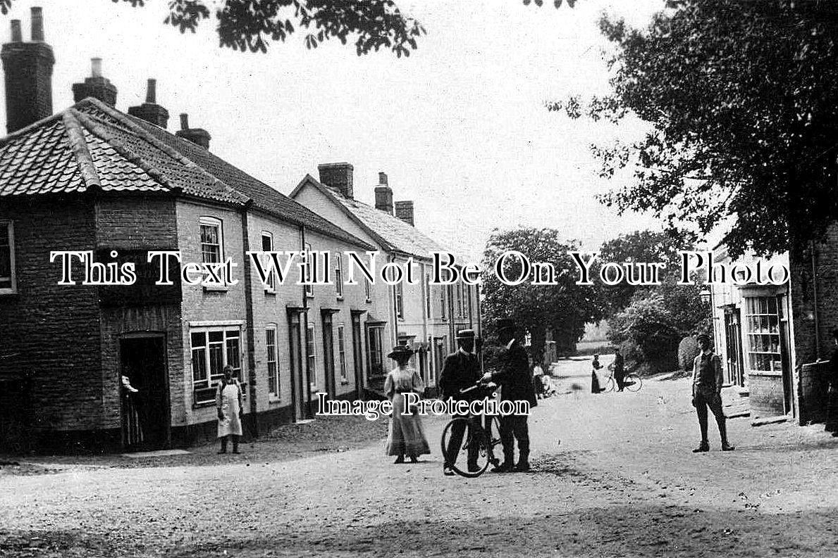 NF 563 - The Street, Blofield, Norfolk c1911