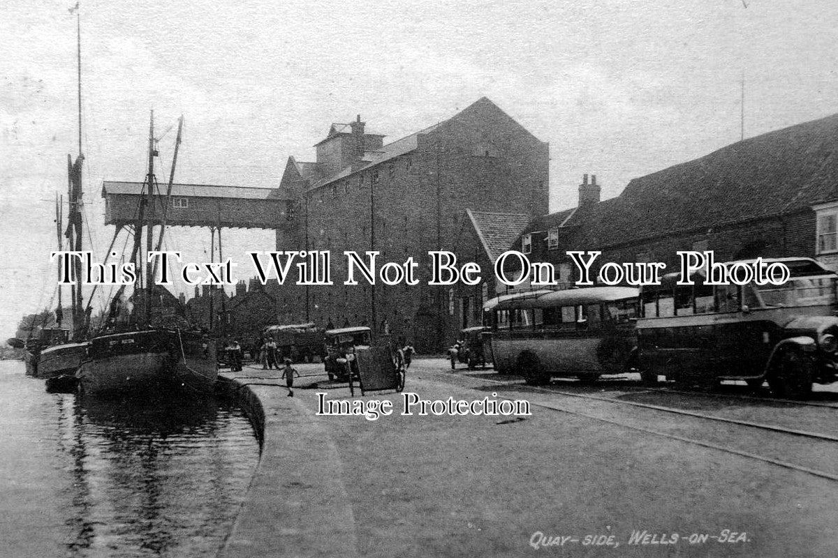 NF 584 - Quay-side, Wells-On-Sea, Norfolk