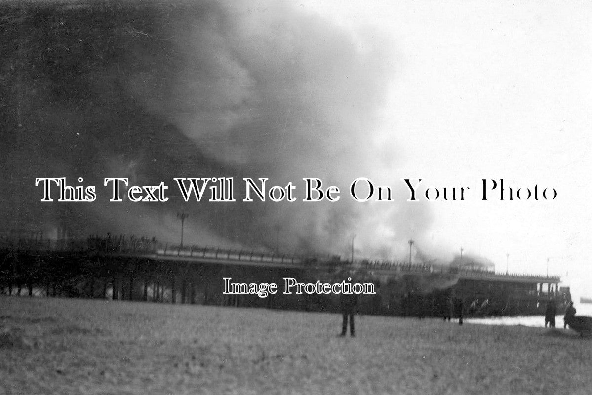 NF 713 - Britannia Pier Fire, Great Yarmouth, Norfolk