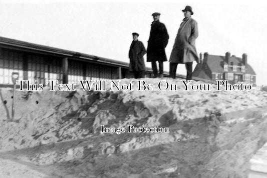 NF 720 - Sandstorm Near The Pier Hotel, Gorleston, Norfolk c1929