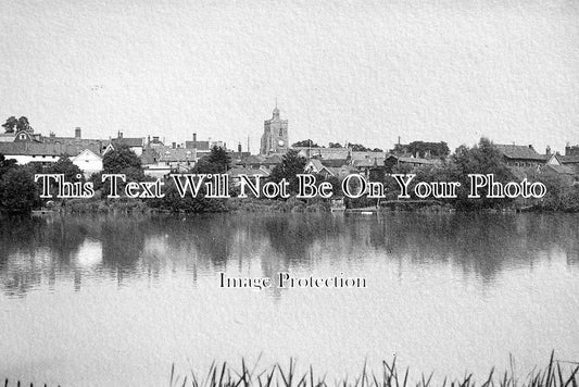 NF 762 - The Mere, Diss, Norfolk