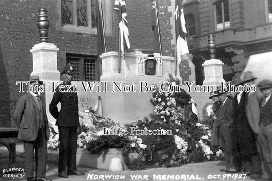 NF 864 - War Memorial Ceremony, Norwich, Norfolk 1927
