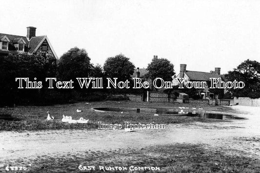 NF 927 - East Runton Common, Norfolk c1920