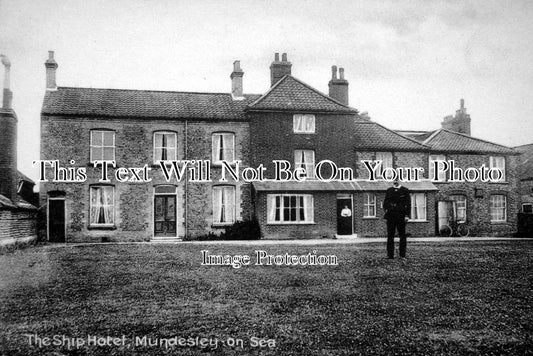 NF 941 - Ship Hotel, Mundesley On Sea, Norfolk