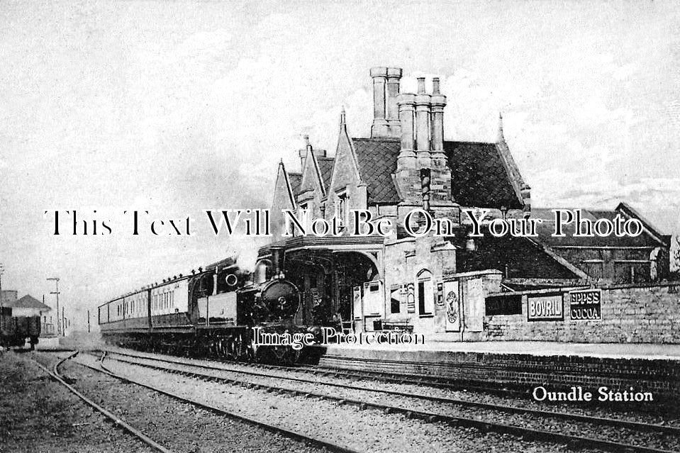 NH 1109 - Oundle Railway Station, Northamptonshire c1925