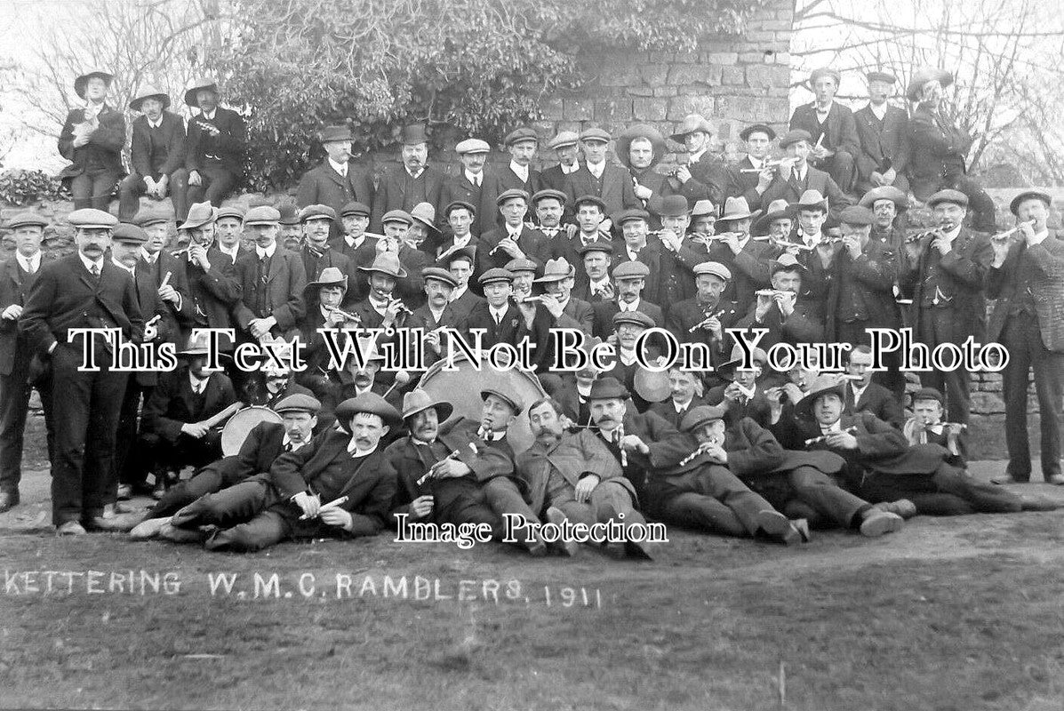 NH 1145 - Kettering Working Mens Club Ramblers, Northamptonshire 1911