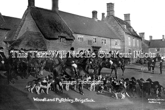 NH 1384 - Woodland Pytchley Hunt, Brigstock, Northamptonshire