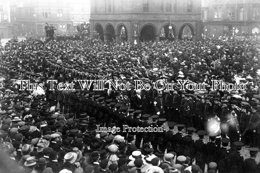 NH 1408 - Military Funeral, Peterborough Market Place, Northamptonshire c1910