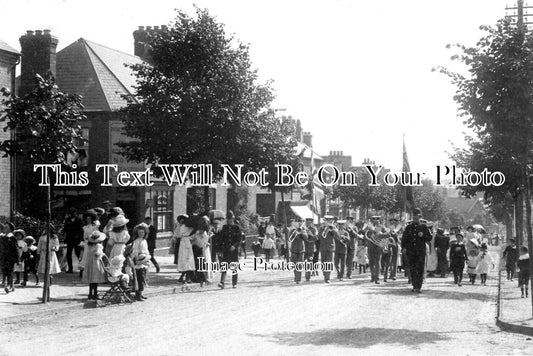 NH 1417 - Procession At Rushden, Northamptonshire