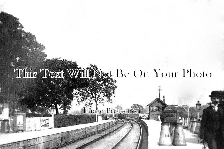 NH 1694 - Blakesley Railway Station, Northamptonshire c1920