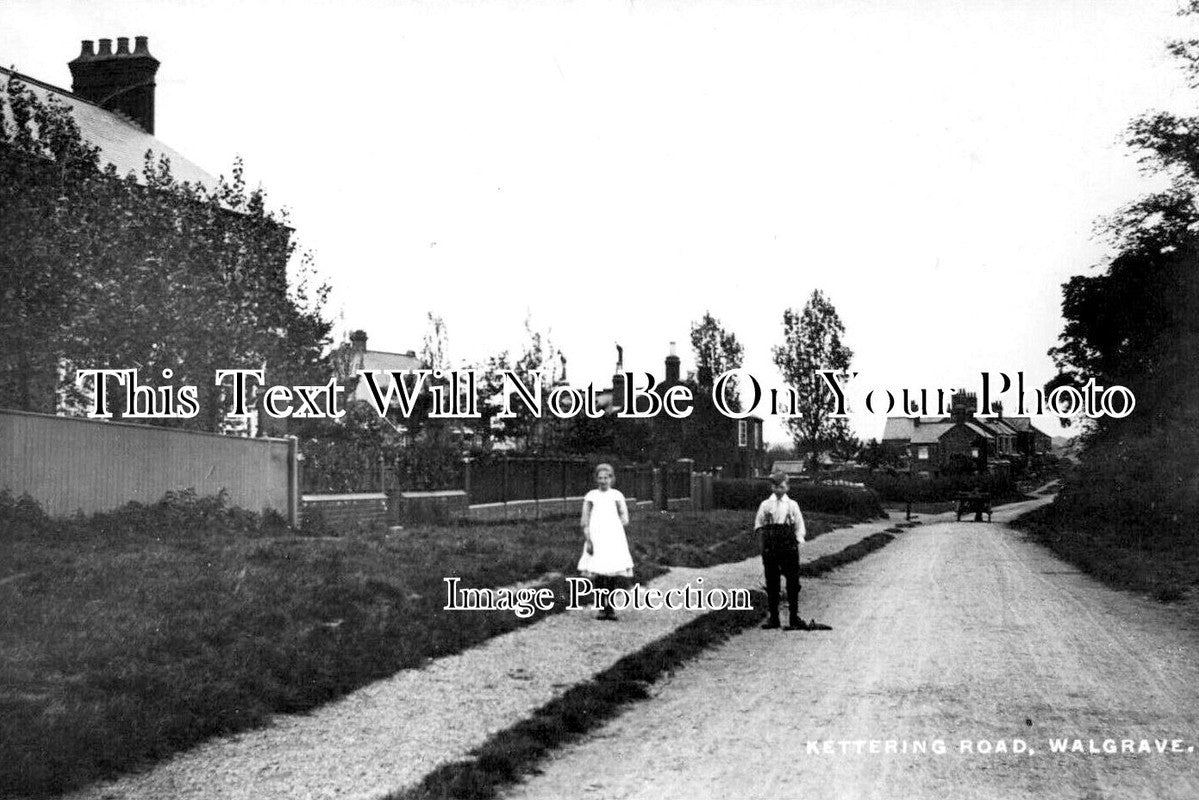 NH 1706 - Kettering Road, Walgrave, Northamptonshire c1916