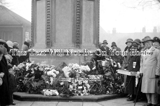 NH 1741 - Rushden War Memorial, Northamptonshire