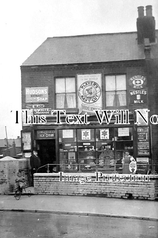 NH 1962 - Shop, The Slade, Daventry, Northamptonshire