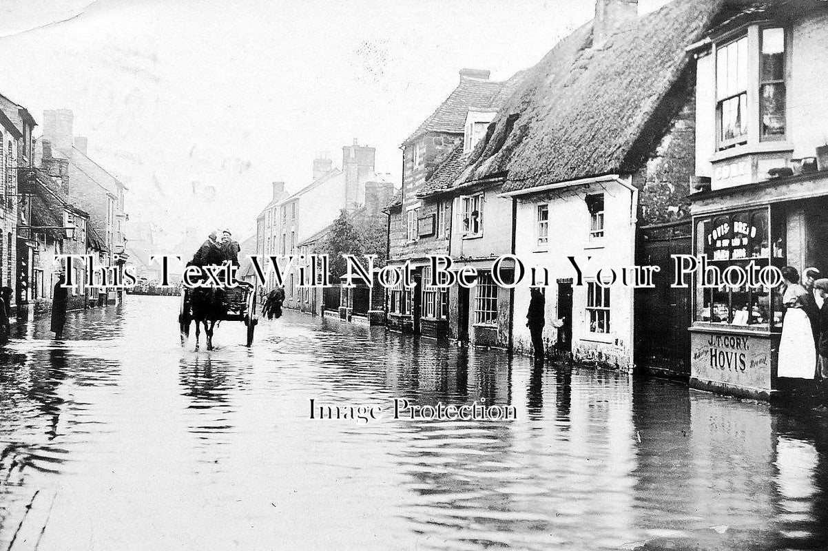 NH 250 - The Floods At Towcester, Northamptonshire c1907