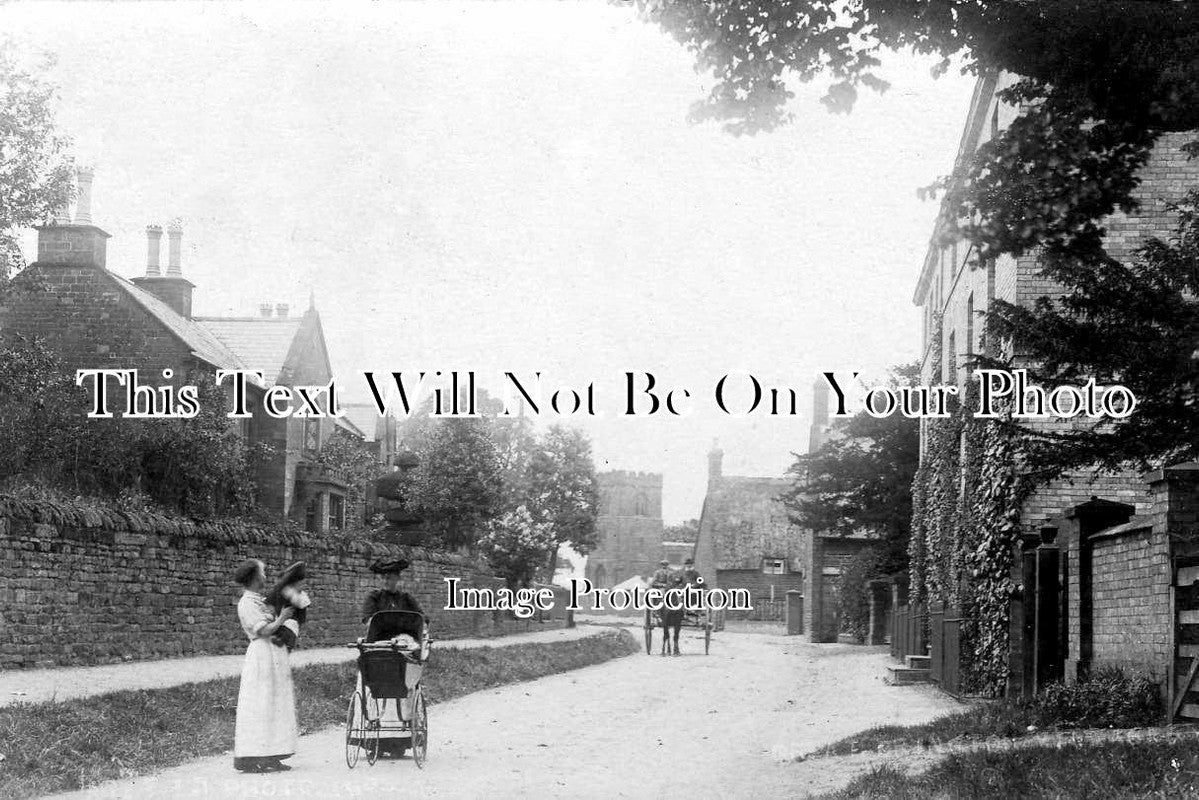 NH 575 - The Green, Great Brington, Northamptonshire c1905