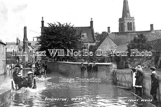 NH 651 - Flooding In Geddington, Northamptonshire 1912