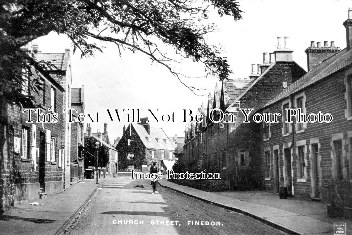 NH 724 - Church Street, Finedon, Northamptonshire c1910