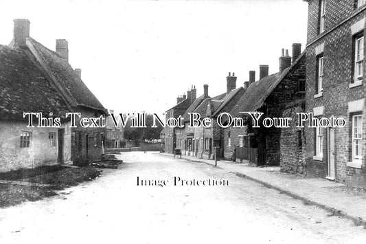 NH 804 - High Street, Braunston, Northamptonshire