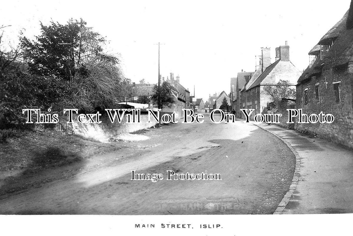 NH 814 - Main Street, Islip, Northamptonshire c1913