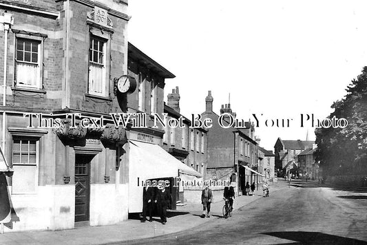 NH 981 - Brook Street, Raunds, Northamptonshire