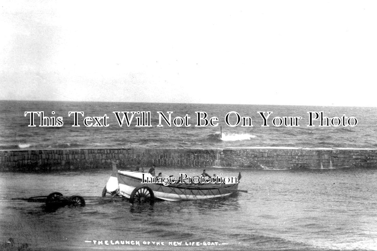 NO 1090 - Launch Of New Lifeboat, Cullercoats, Northumberland