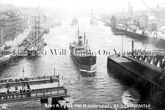 NO 1203 - River Tyne From High Level Bridge, Newcastle Upon Tyne, Northumberland c1910
