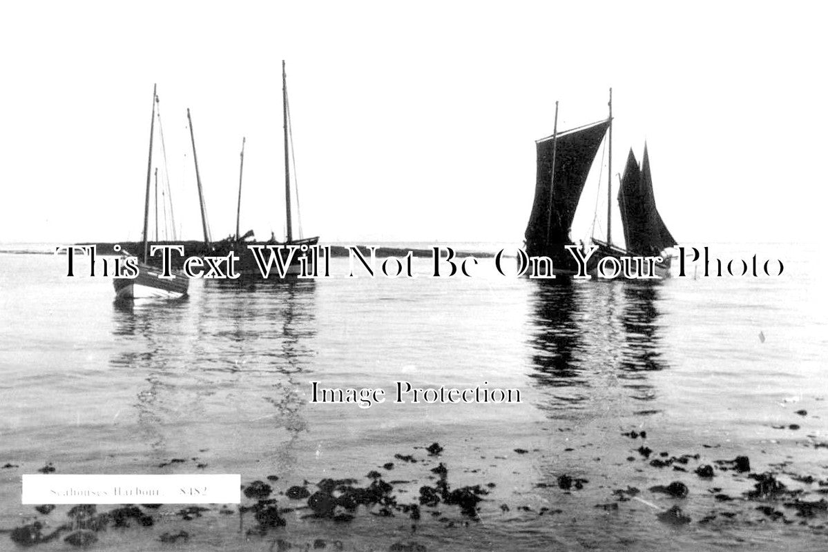 NO 1311 - Seahouses Harbour, Northumberland