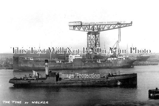 NO 1535 - Wallsend Slipway, The Tyne, Walker, Northumberland c1935