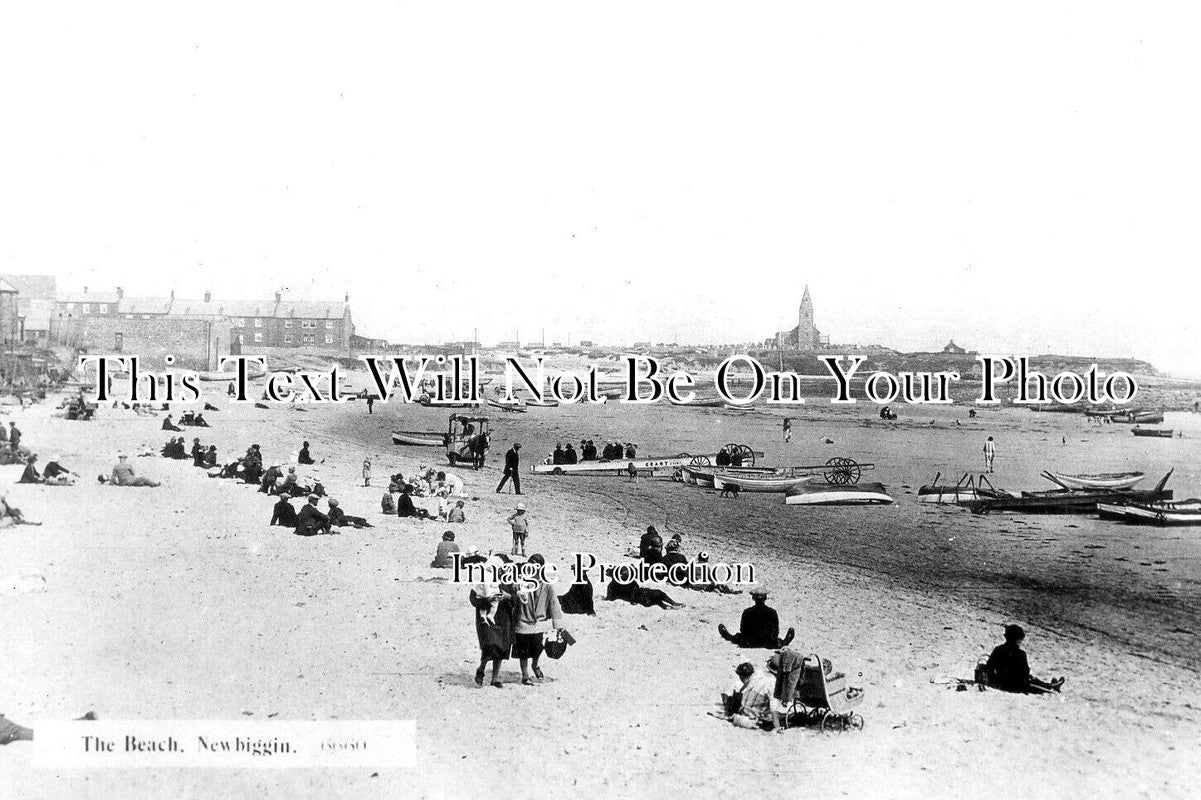 NO 1565 - The Beach, Newbiggin By The Sea, Northumberland