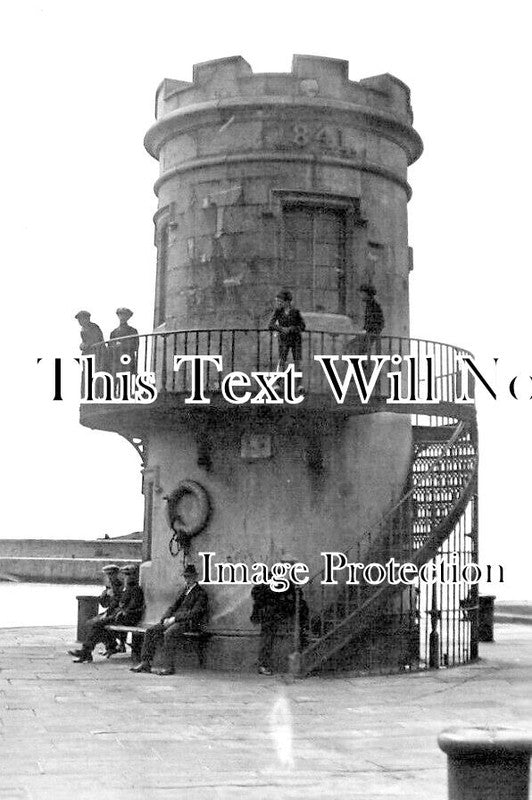 NO 1939 - Whitehaven North Pier Lighthouse, Northumberland