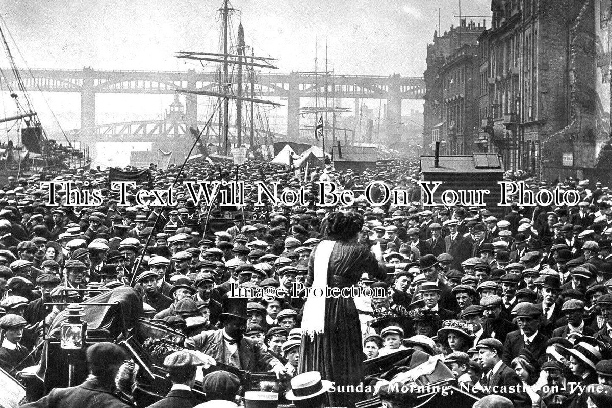 NO 1970 - Sunday Morning, Newcastle On Tyne Quayside c1913