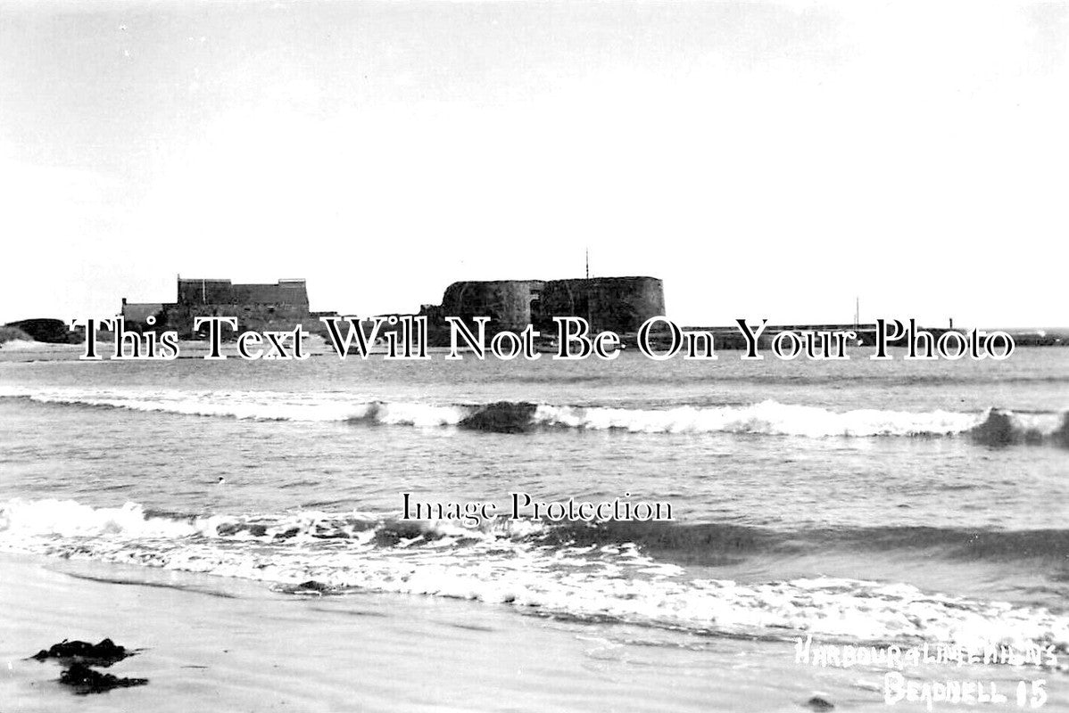 NO 2085 - Harbour & Lime Kilns, Beadnell, Northumberland