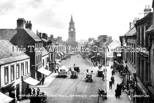 NO 2086 - Marygate & Town Hall, Berwick On Tweed, Northumberland c1937