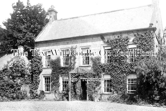 NO 2108 - House At Alnwick, Northumberland